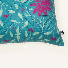 Vrinda Quilt With Cushion Covers Set