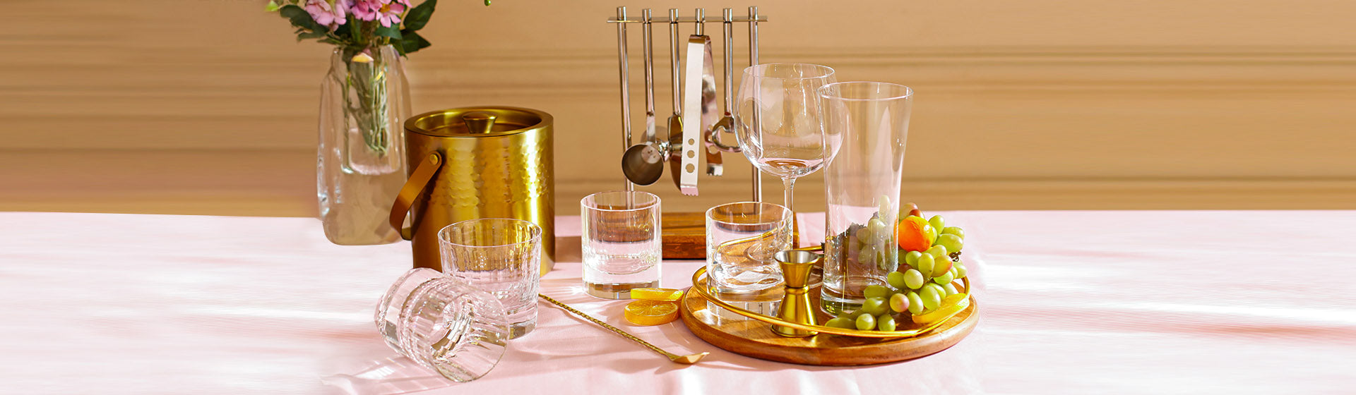 Entertaining_desktop