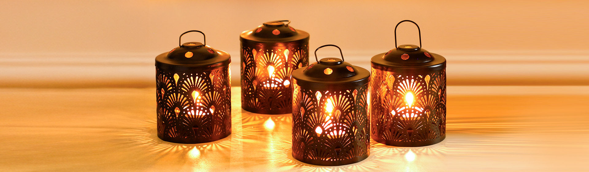 Lantern & Votive_desktop