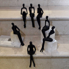 Brie 7 Lady Set Sculpture Black