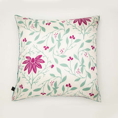 Vrinda Quilt With Cushion Covers Set