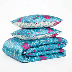 Vrinda Quilt With Cushion Covers Set