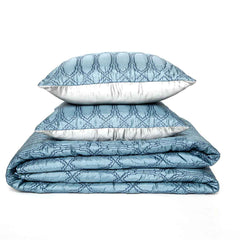 Kinar Quilt With Cushion Covers Set