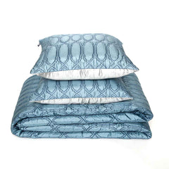 Kinar Quilt With Cushion Covers Set