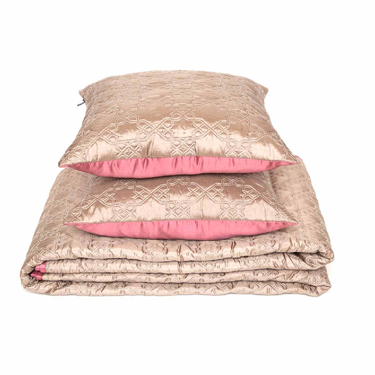 Jharokha Quilt With Cushion Covers Set