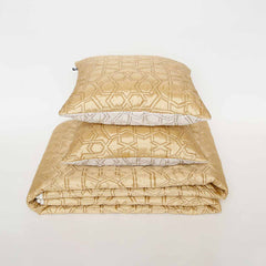 Tassel Quilt With Cushion Covers Set
