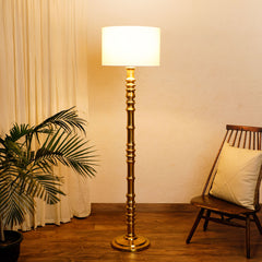 Aria Pillar Floor Lamp W/Shade
