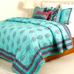 Erica Green Quilt With Sham Set
