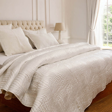 Ivanna Off-White Bedspread
