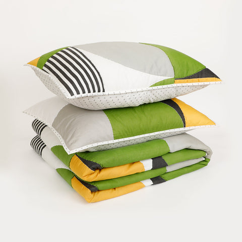 Circa Quilt and Sham Set