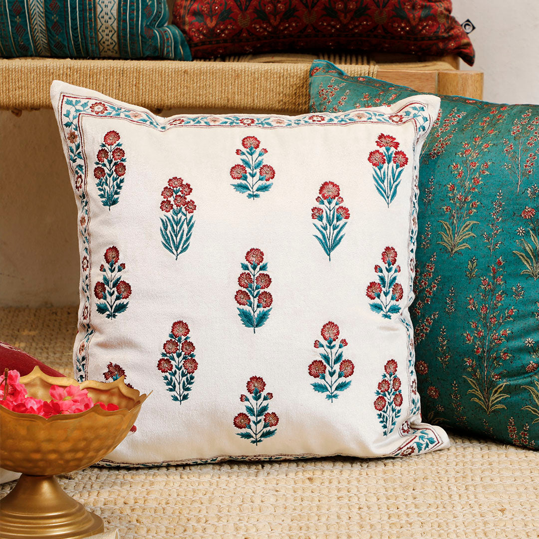 Gulrang Cushion Cover