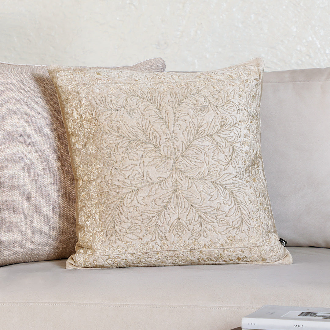 Elaris Cushion Cover