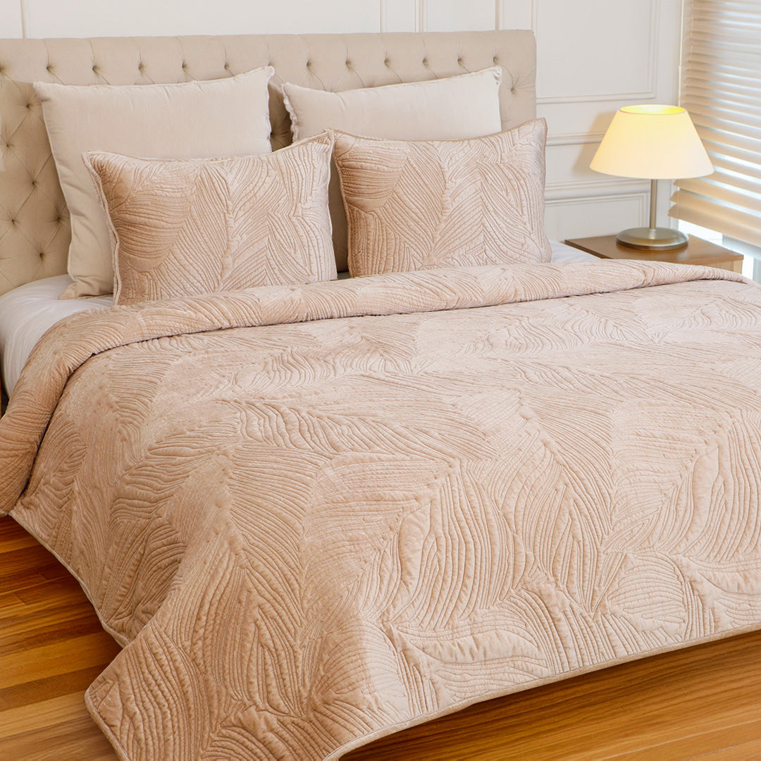 Ripple Quilt and Sham Set