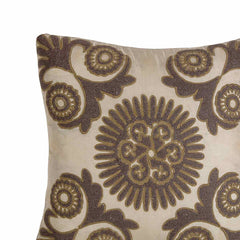 Illuminata Cushion Ivory / Brown