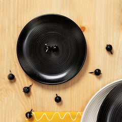 Kuro 7 Inch Quarter Ceramic Plate Black White