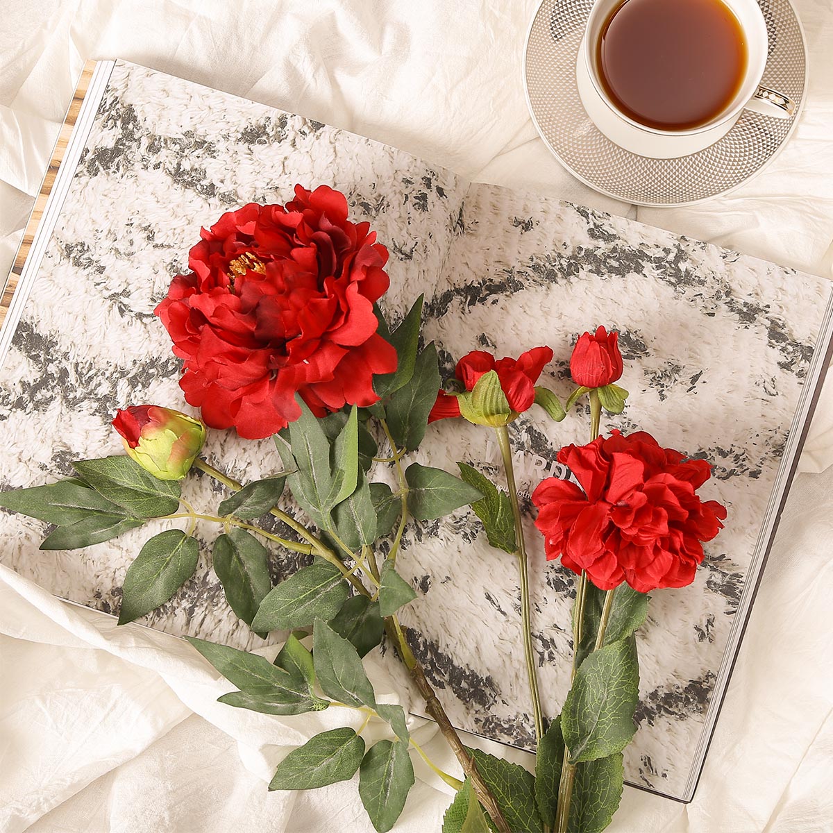 Pritinite Red Flowers