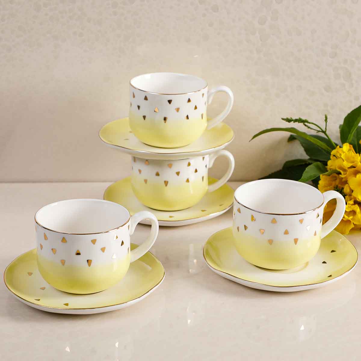 Gentle Cup & Saucer Set of 4