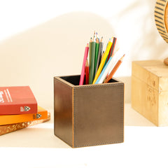 Luke Pen Holder