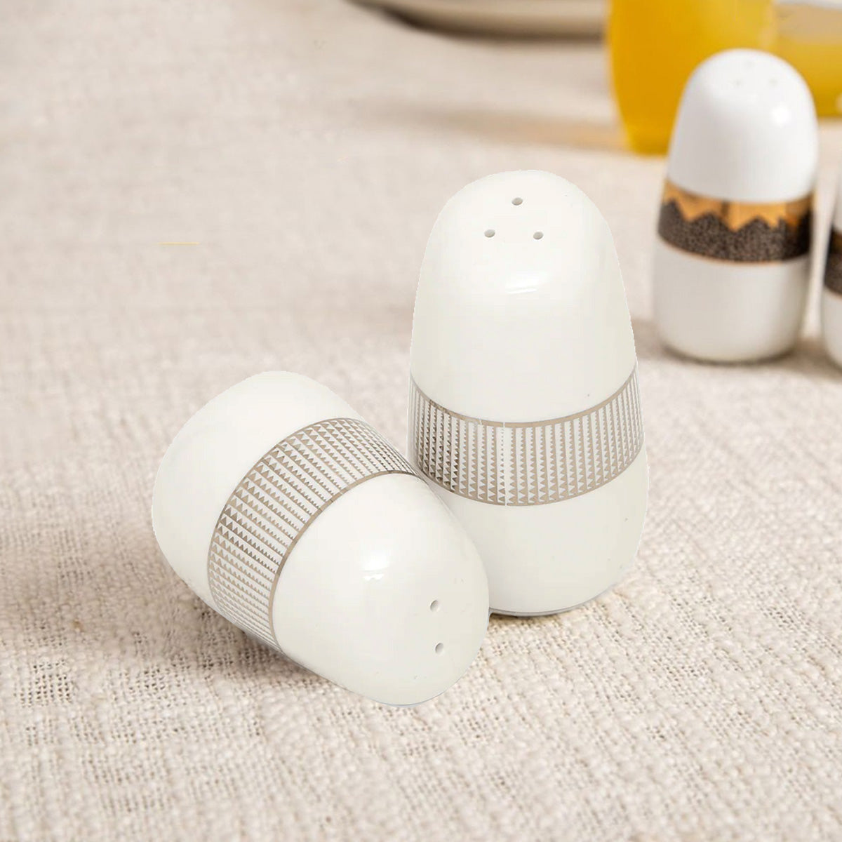 Platina Salt & Pepper Set of 2 Gold