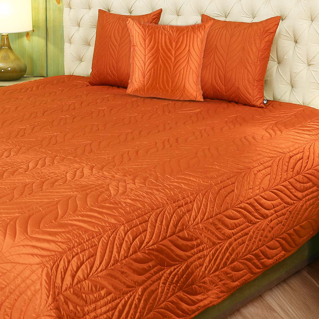 Crossman Scandinavian Quilt with Cushion Covers Set