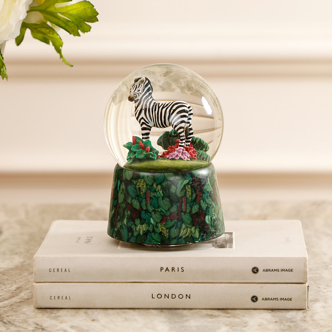 Musicboxworld Glitter Globe 100 mm with a Zebra