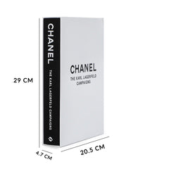 Chanel - The Karl Lagerfeld Campaigns Book