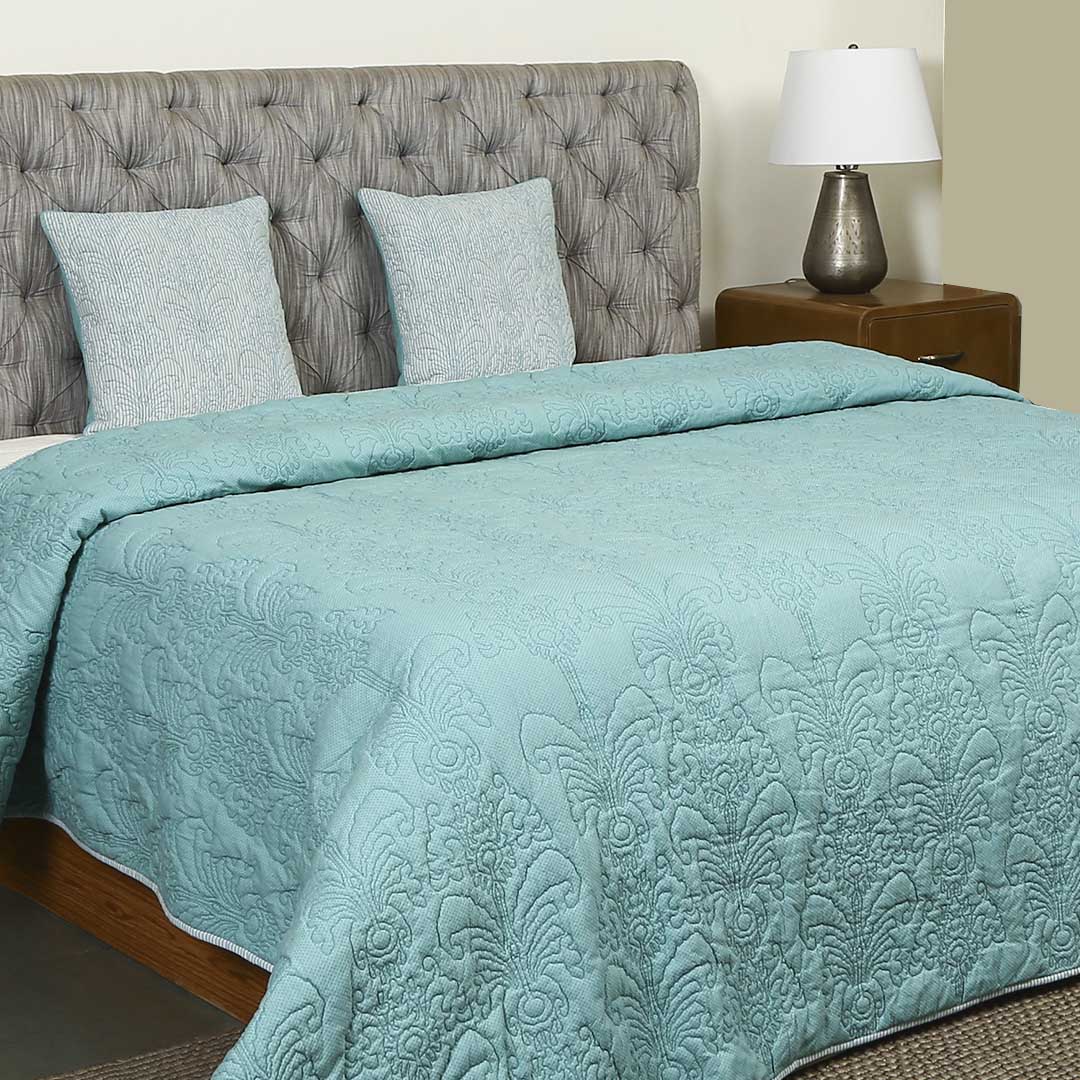 Firuzeh Kantha Quilt With Cushion Cover Set