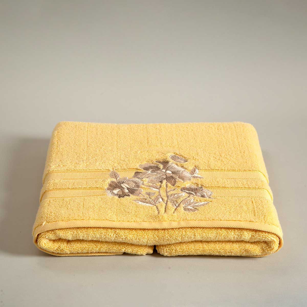 Lemon Bath Towel