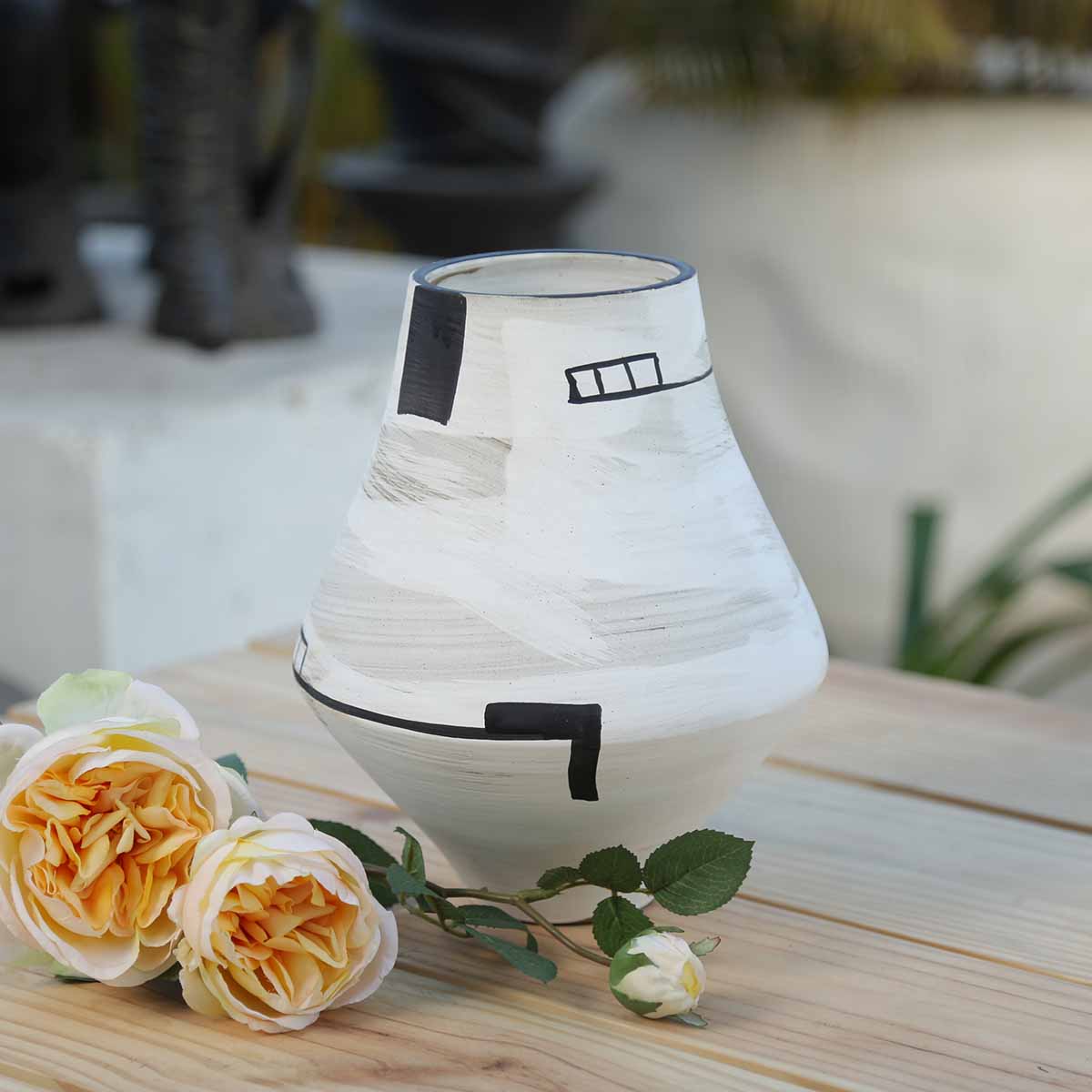 White Retro Vase Medium