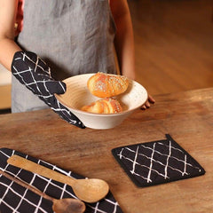 Trapunta Black & White Pot Holder