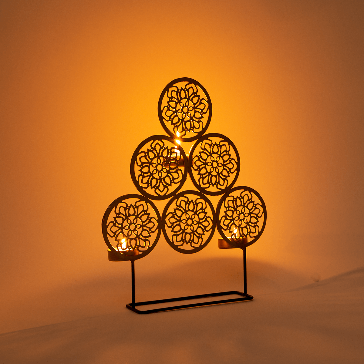 Rangoli  T Light  Holder