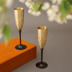 Frado Wine Glass Set of 2 in Velvet Box