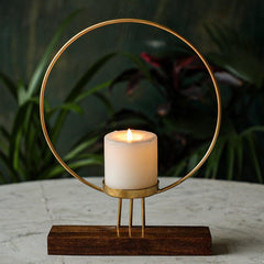 Giselle Ring Candle Stand