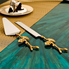Pristine Cake Server Set