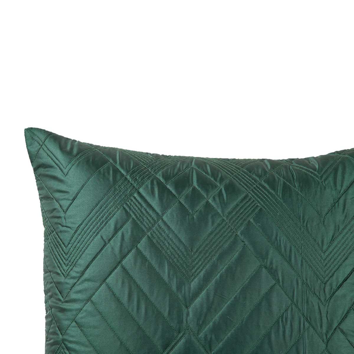 Riviera Geometric Quilt with Cushion Covers Set