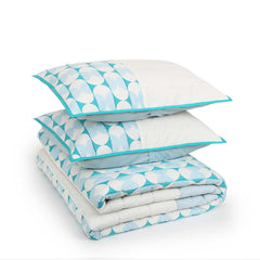 Mazarine Quilt with Pillow Covers