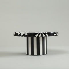 Flint Cake Stand