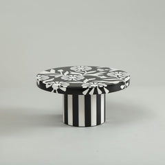Flint Cake Stand