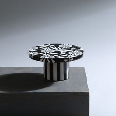 Flint Cake Stand