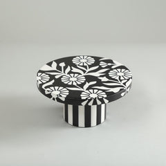 Flint Cake Stand